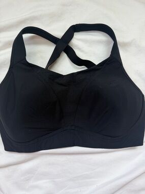 lululemon athletica Black Cross-Back High-Support Sports Bra